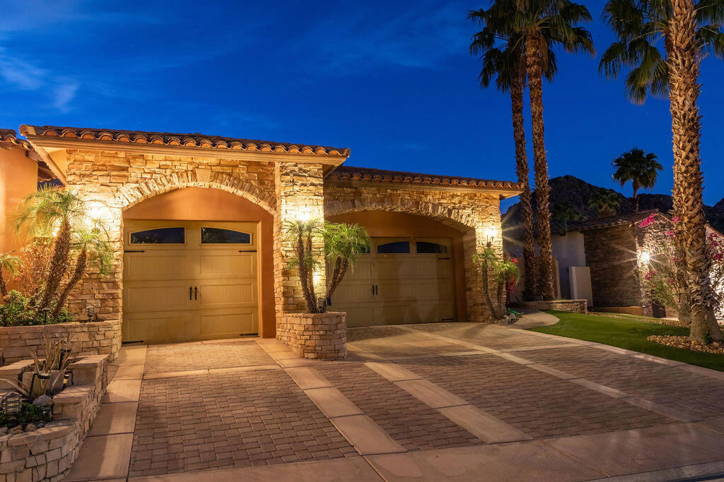 Flores Montanas - Residential