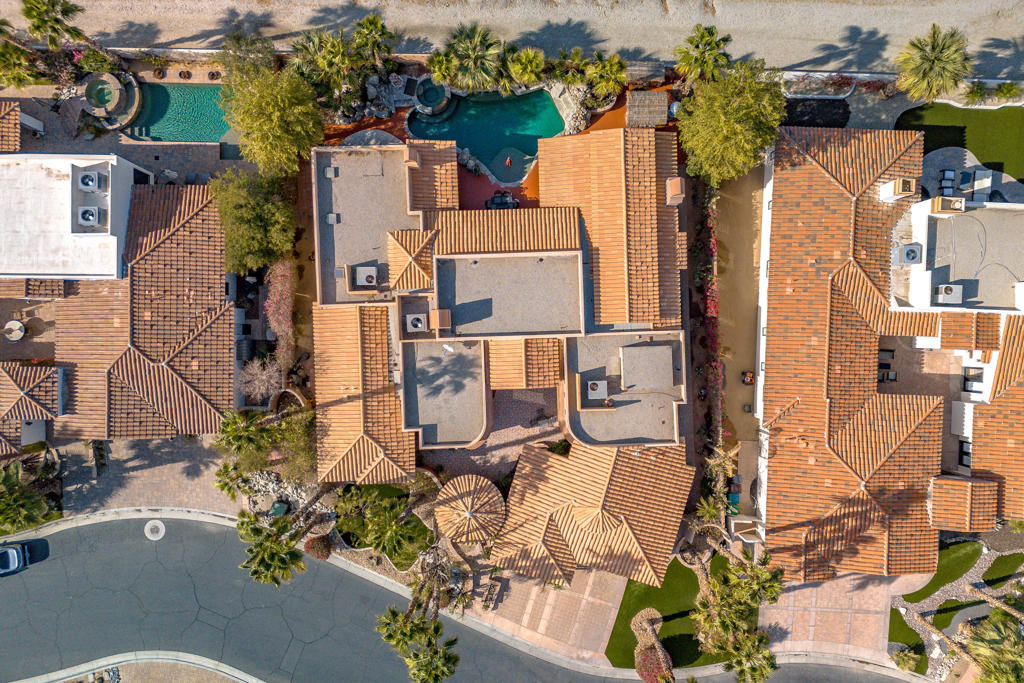 Flores Montanas - Residential