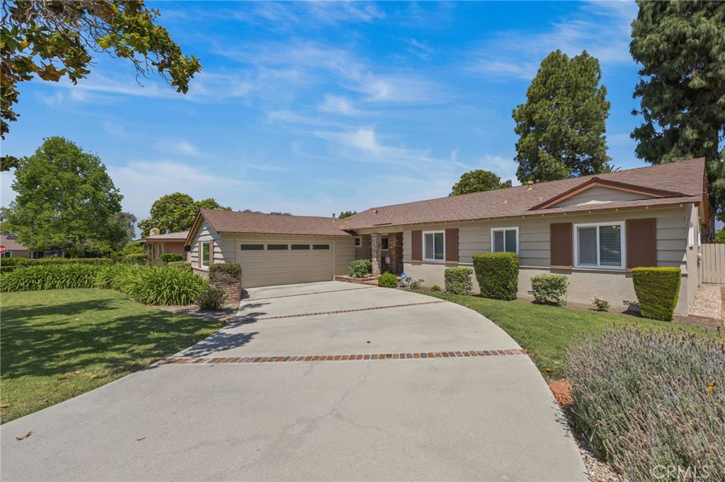 1623 E Greenville Drive