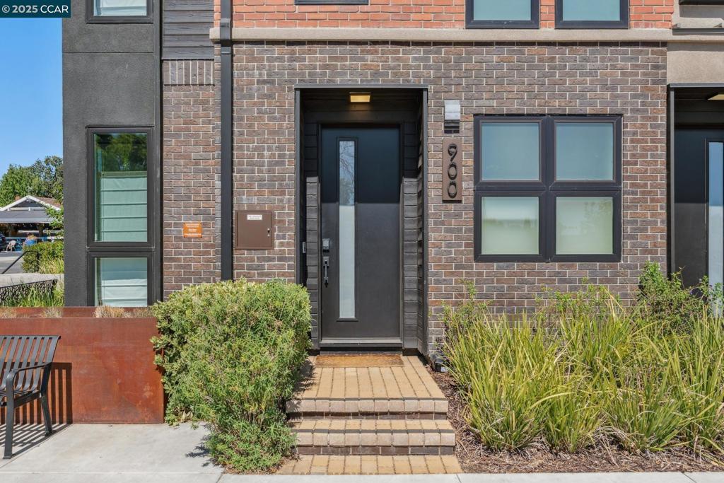 DOWNTOWN LAF - Residential