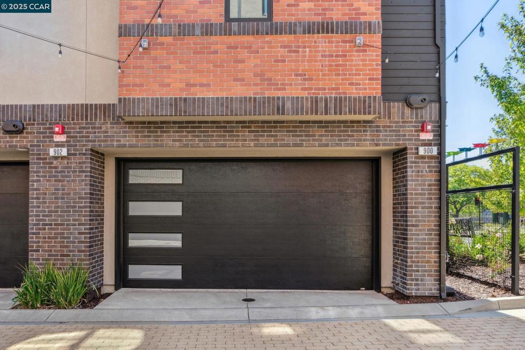 DOWNTOWN LAF - Residential