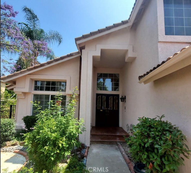 25941 Brentwood Avenue