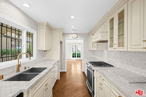 Photo of 224 S Palm Drive, Beverly Hills, CA 90212 (MLS # 25604877) Photo of 224 S Palm Drive, Beverly Hills, CA 90212 (MLS # 25604877)