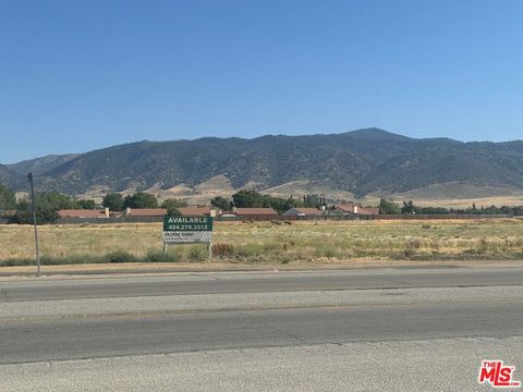 Photo of 0 Tehachapi Boulevard, Tehachapi, CA 93561 (MLS # 25553783) Photo of 0 Tehachapi Boulevard, Tehachapi, CA 93561 (MLS # 25553783)