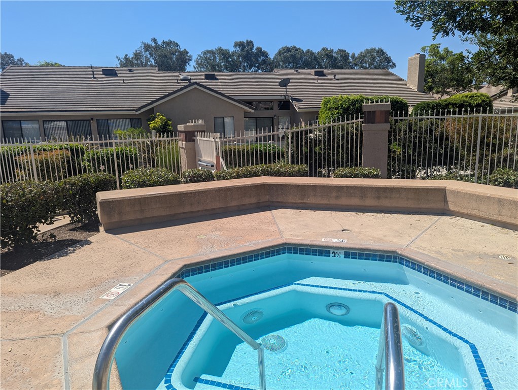 Meadowood (MEAW) - Residential Lease