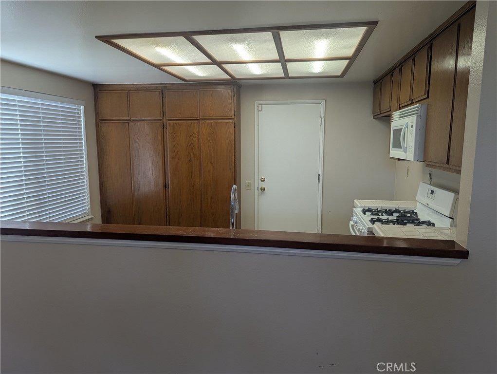 Meadowood (MEAW) - Residential Lease