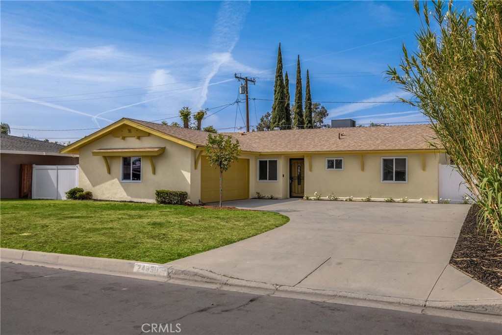 Complete Remodel • Ranch-Style • NEW Roof • New HVAC
Welcome to your turnkey retreat on Lukewood Pl in Moreno Valley! This renovated 3-bed, 2-bath ranch spans 1,161?sq?ft, showcasing premium upgrades: fresh paint, vinyl windows, quartz countertops, new flooring, recessed LED lighting, upgraded plumbing and electrical, and dual HVAC. Situated on a sizable 7,405?sq?ft lot with new vinyl fencing, low-maintenance landscaping, front and back yards, plus a spacious 2-car garage and driveway. A newer roof adds long-term peace of mind. Located in the quiet Ramona neighborhood, you’re just minutes from schools, parks, shopping and freeway access. F—this property blends style, location, and affordability