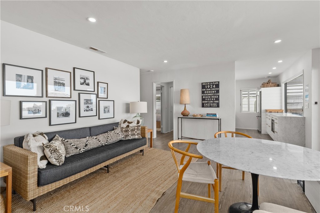 Beach Road Custom (BR) - Residential