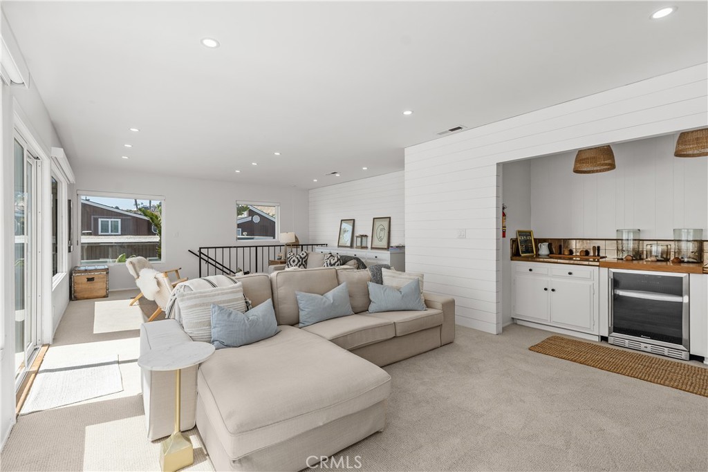 Beach Road Custom (BR) - Residential