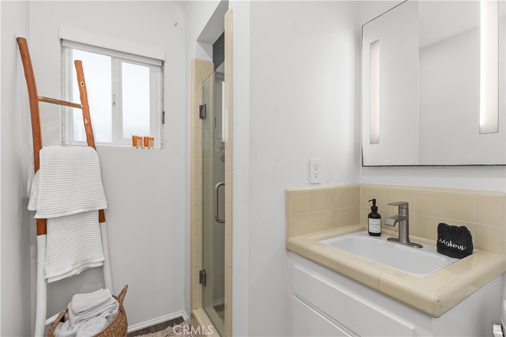 Beach Road Custom (BR) - Residential