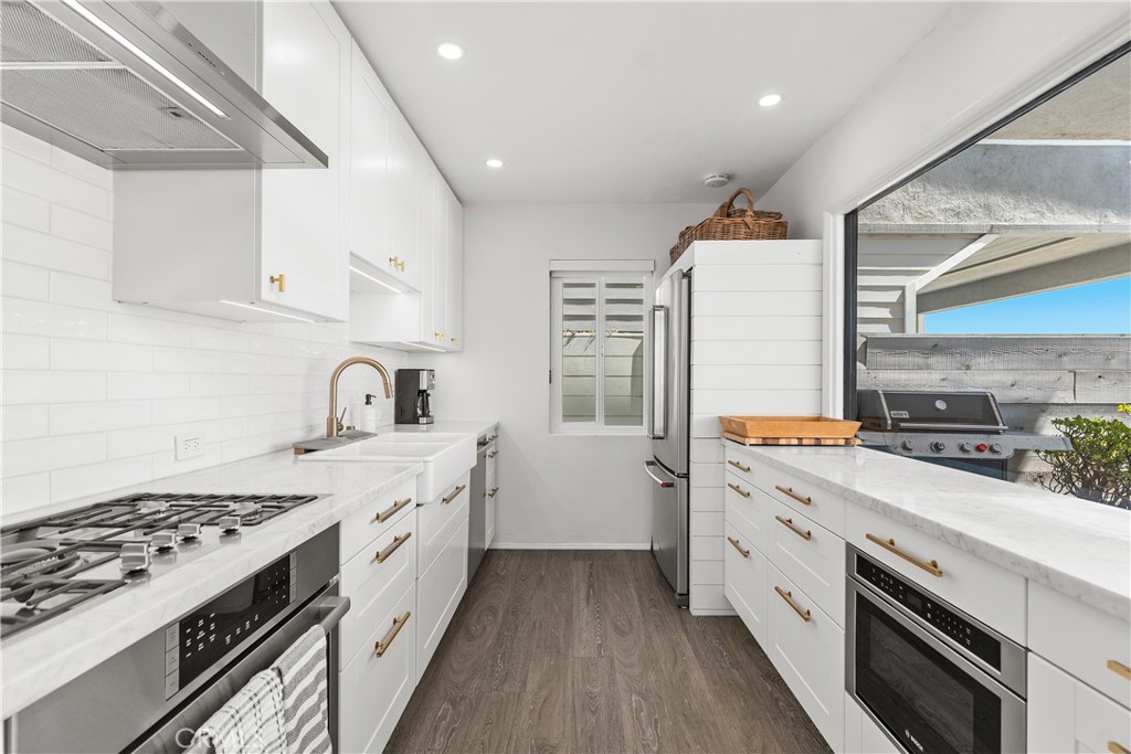 Beach Road Custom (BR) - Residential