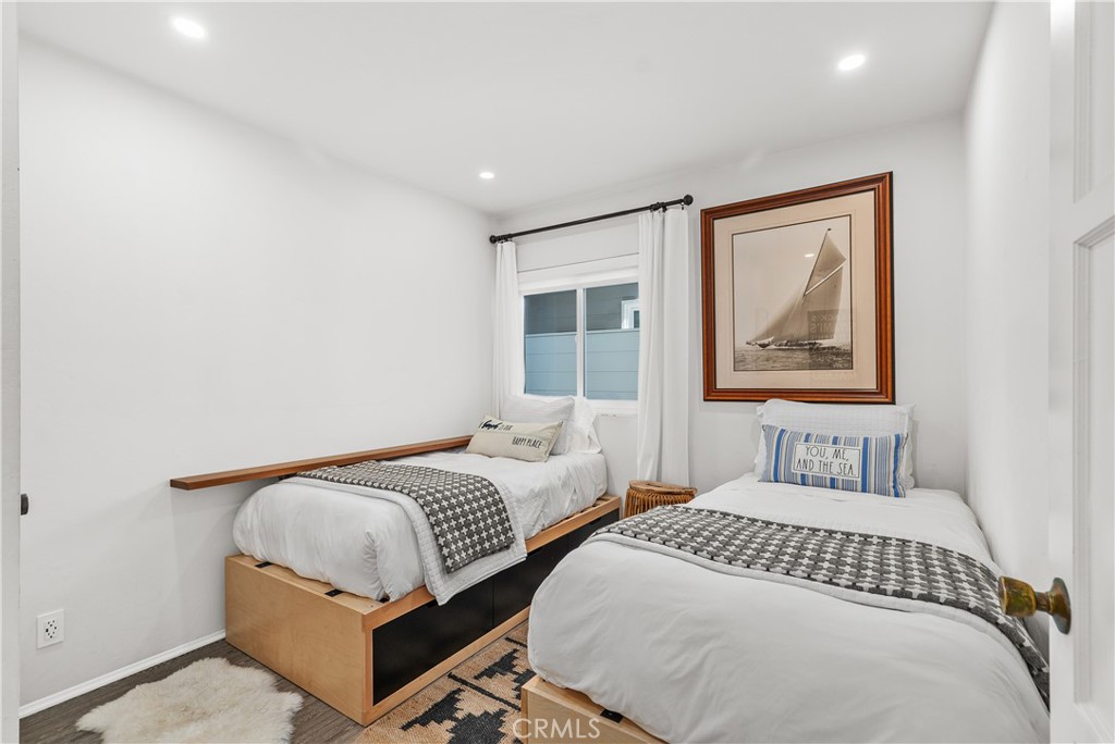 Beach Road Custom (BR) - Residential