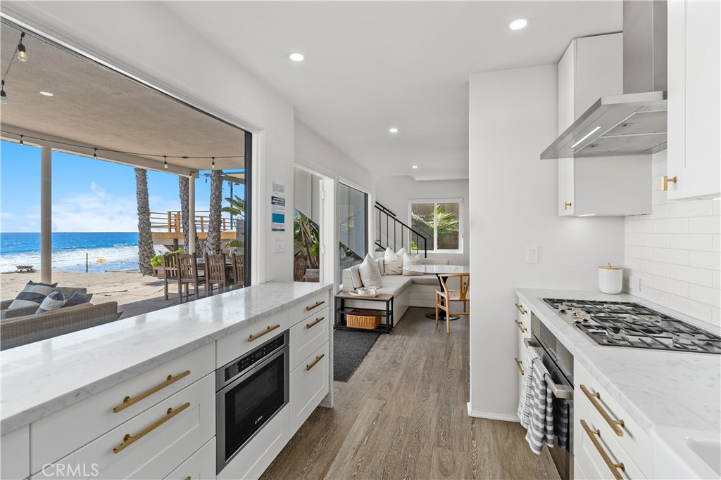 Beach Road Custom (BR) - Residential