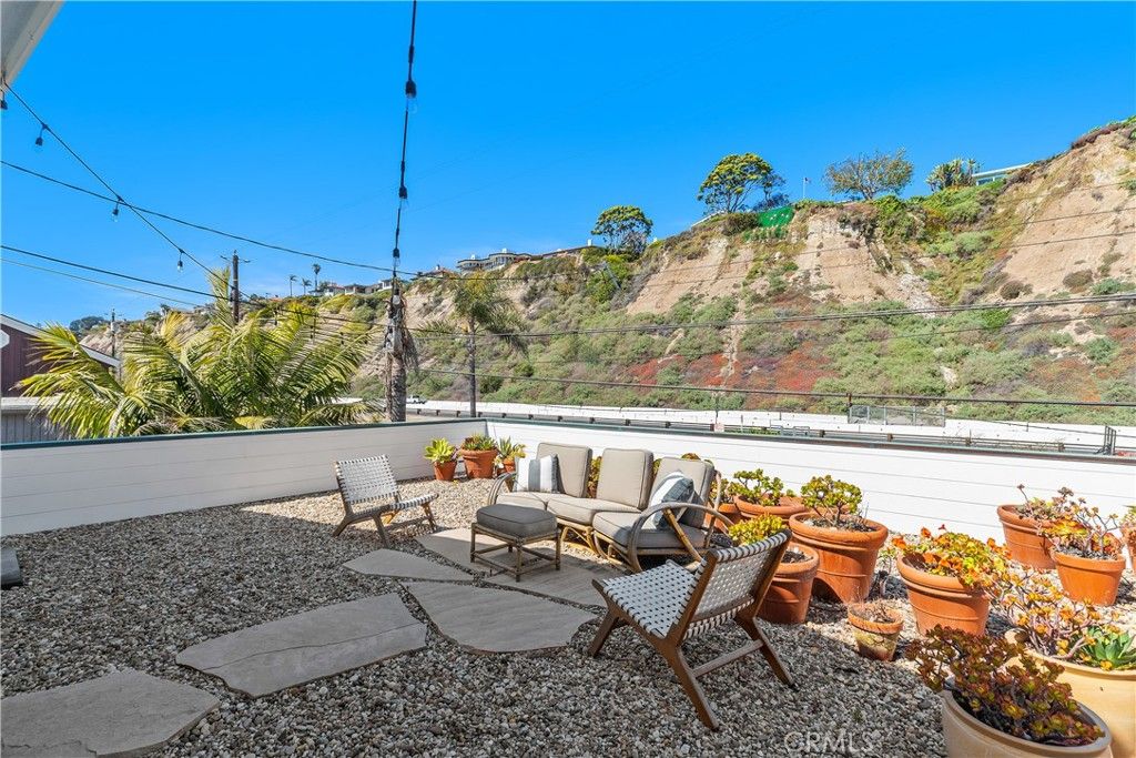 listing image 130723544445094752858