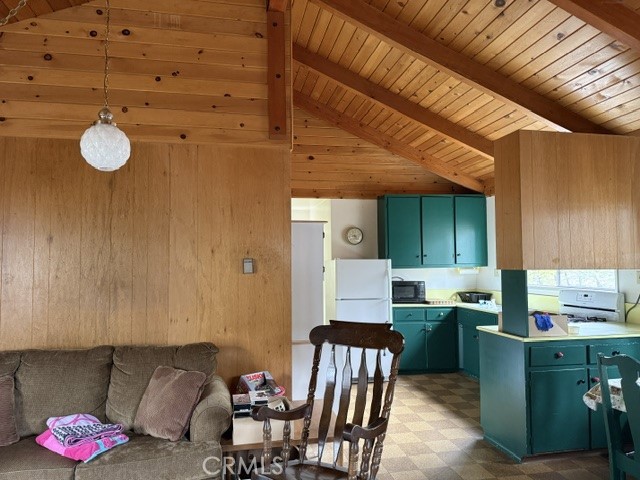 33036 Maple Lane