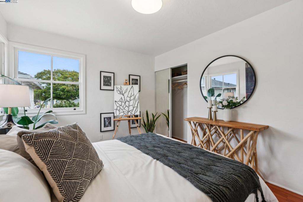 WOODSTOCK - Residential