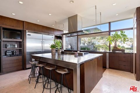 Tiny photo for 88 Emerald, Laguna Beach, CA 92651 (MLS # 26662235)