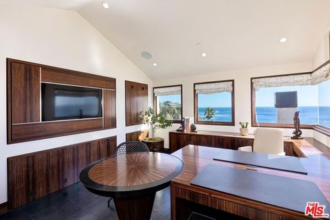 Tiny photo for 88 Emerald, Laguna Beach, CA 92651 (MLS # 26662235)