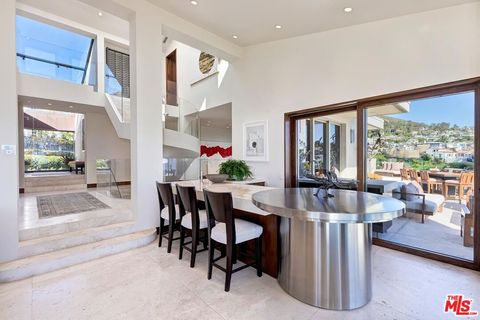 Tiny photo for 88 Emerald, Laguna Beach, CA 92651 (MLS # 26662235)