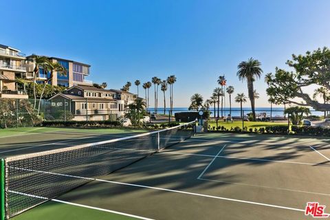 Tiny photo for 88 Emerald, Laguna Beach, CA 92651 (MLS # 26662235)