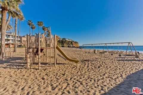 Tiny photo for 88 Emerald, Laguna Beach, CA 92651 (MLS # 26662235)