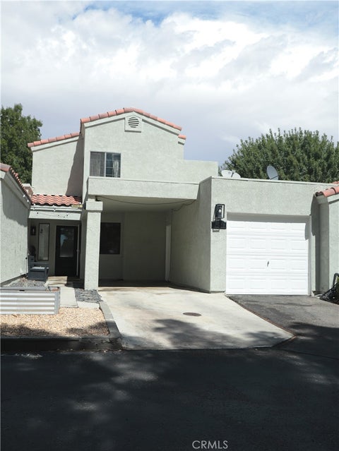Photo of 14836 Clubhouse dr DR #b, Helendale, CA 92342 (MLS # HD26189603)