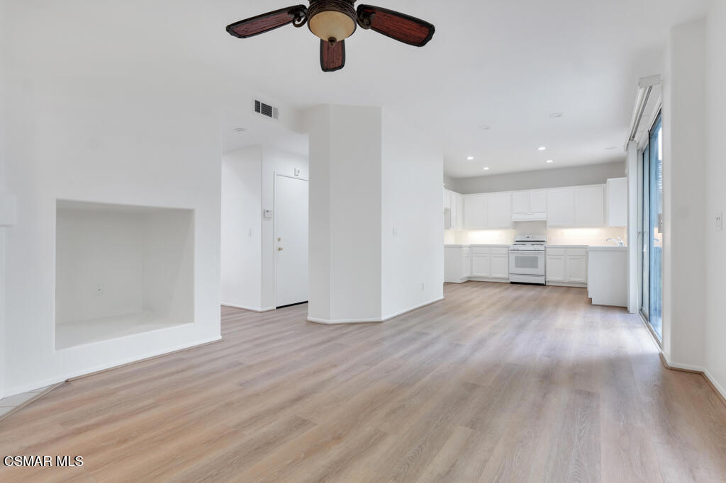 Greystone 1 - 484901 - Residential Lease