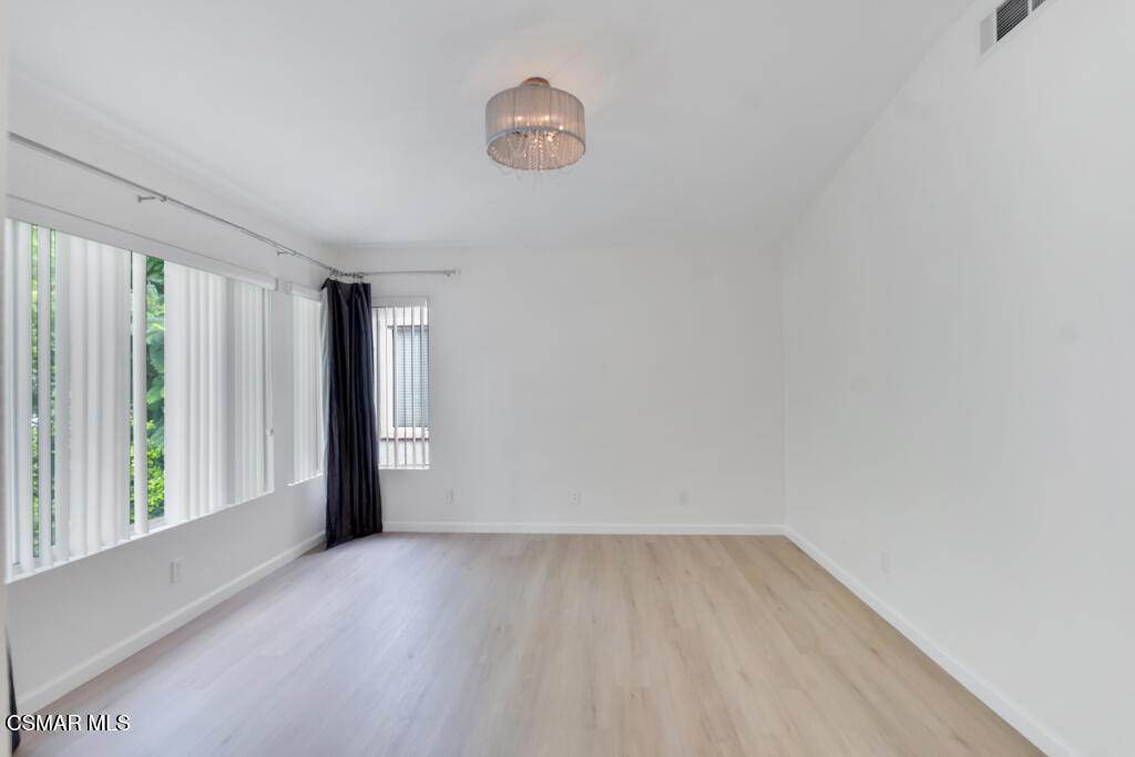 Greystone 1 - 484901 - Residential Lease