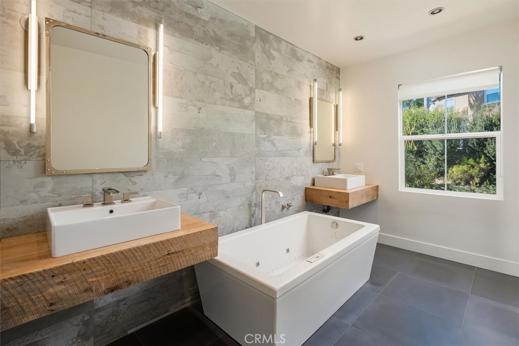 Cypress Pointe (CYPRP) - Residential