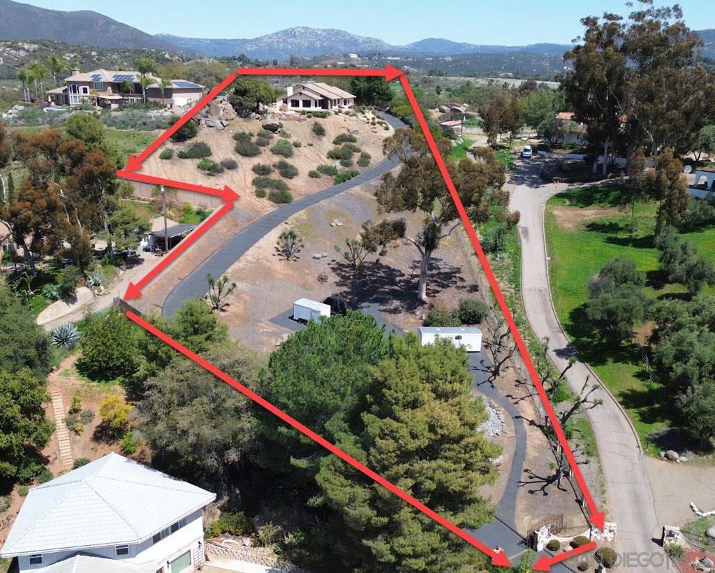2302 SHAYLENE WAY