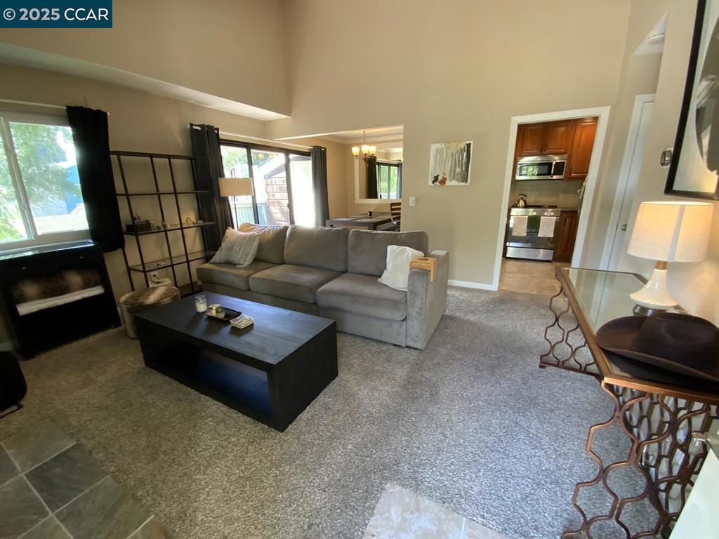HERITAGE PLACE - Residential