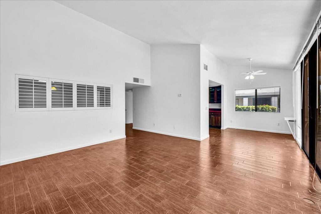 1957 Grand Bahama Drive E