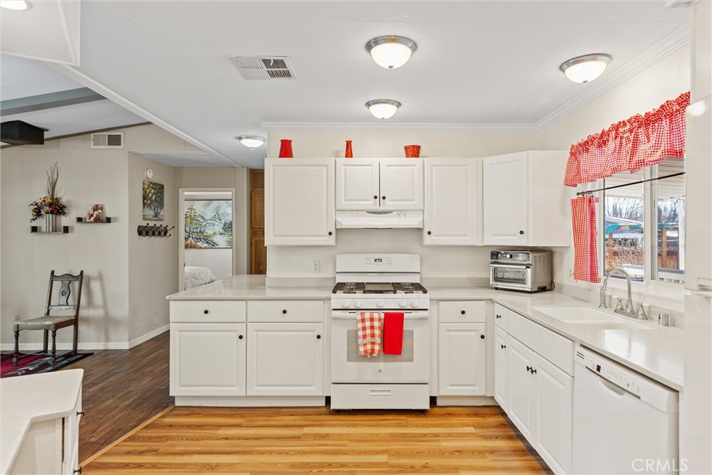 701 E Lassen Avenue 232