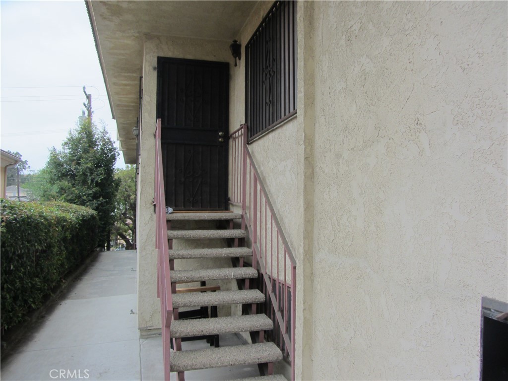 425 E Graves Avenue C