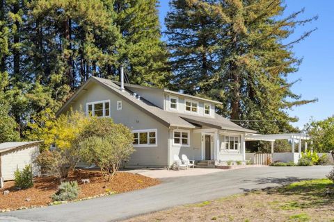 Photo of 653 Larkin Valley Road, Watsonville, CA 95076 (MLS # ML82024933)
