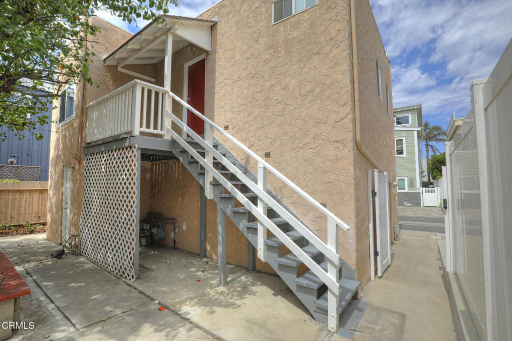 Pierpont/Ocean Front - 0276 - Residential Income