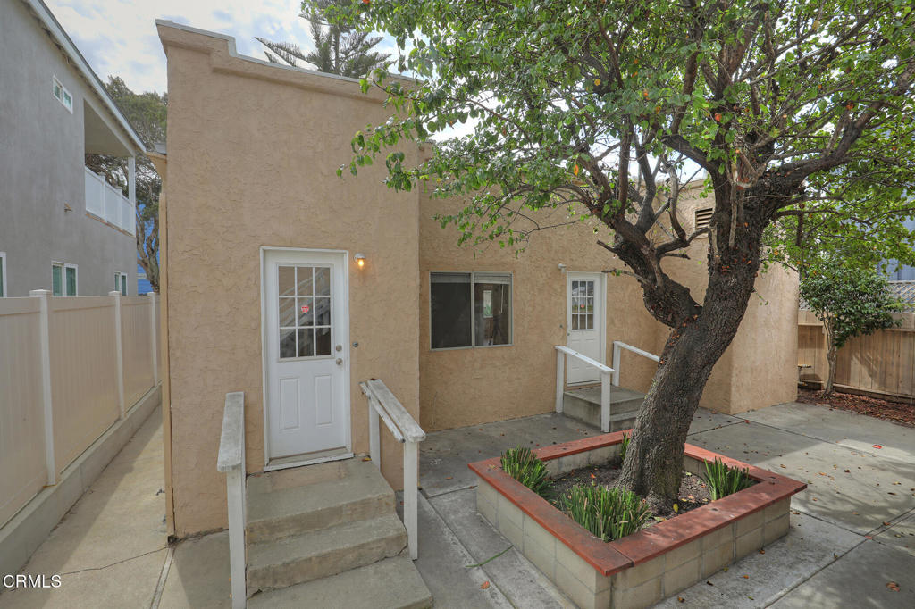 1088 1090 Bangor Lane