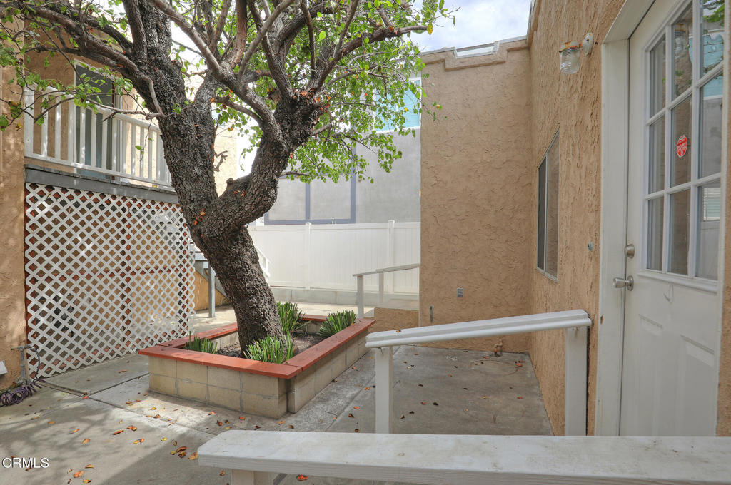 Pierpont/Ocean Front - 0276 - Residential Income