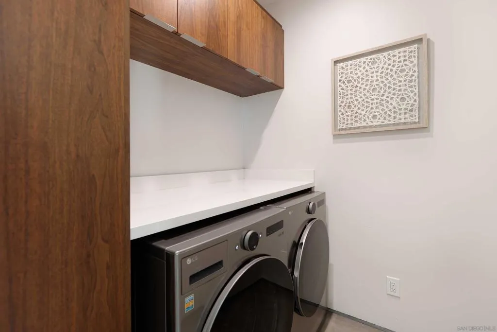 San Diego, California 92109, United States, 4 Bedrooms Bedrooms, ,6 BathroomsBathrooms,Residential,Active,231849