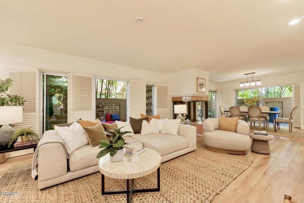 1255 S Orange Grove Boulevard 1