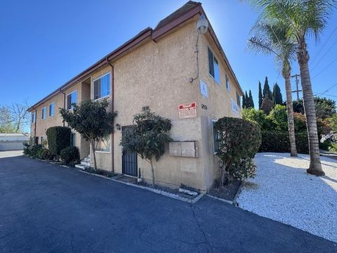 Photo of 6936 Agnes Avenue #1, North Hollywood, CA 91605 (MLS # BB26030472)