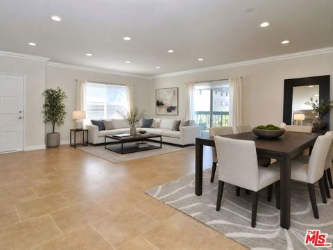 Photo of 5354 Lindley Avenue #301, Encino, CA 91316 (MLS # 26669665)