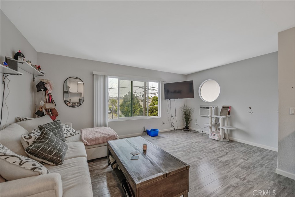 4921 Trojan Avenue 3