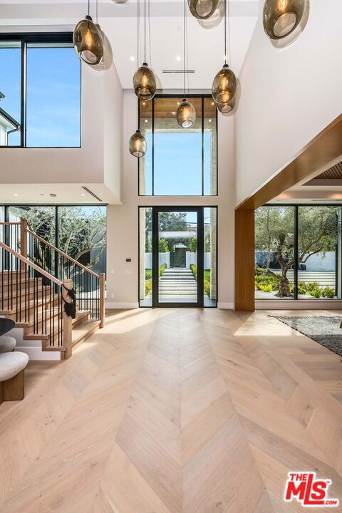 Properties 3 15907 Valley Vista Boulevard