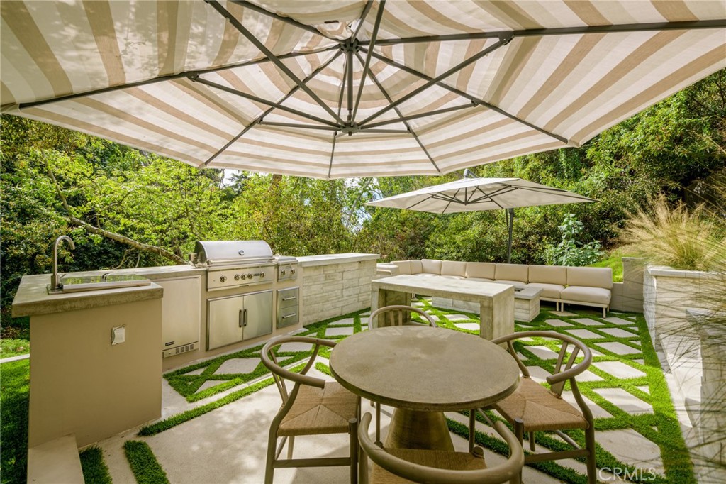 6050 Mulholland Highway