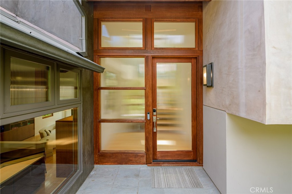 6050 Mulholland Highway