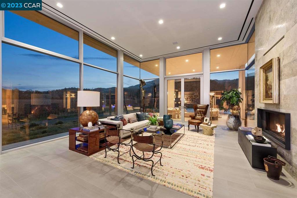 ST HELENA - Residential