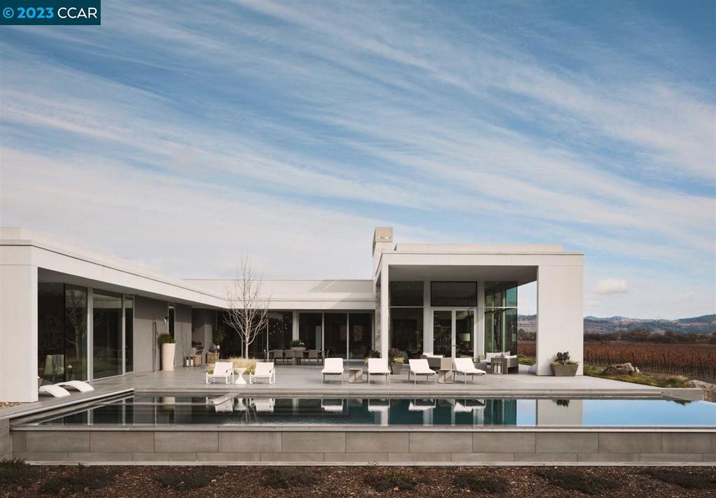 ST HELENA - Residential