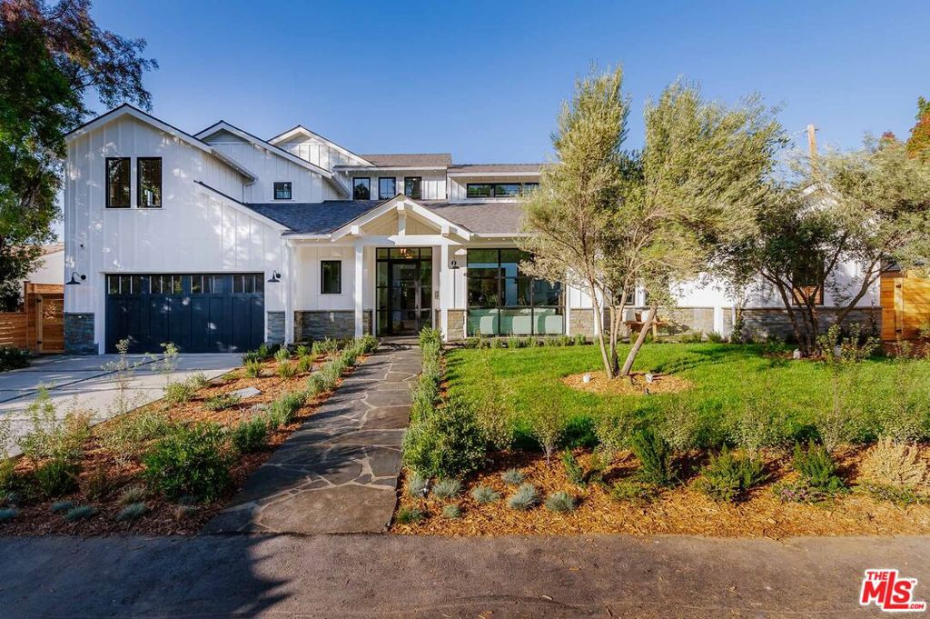 12739 Halkirk Street