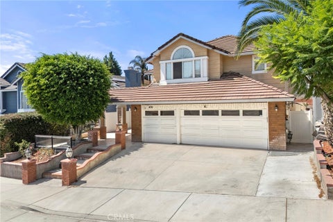 Photo of 474 Bristol WAY, Corona, CA 92879 (MLS # PW26199947)